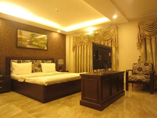 Thanh Ngoc Hotel - Image 1