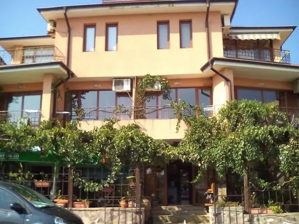 Odesa 38 Studio - Image 1