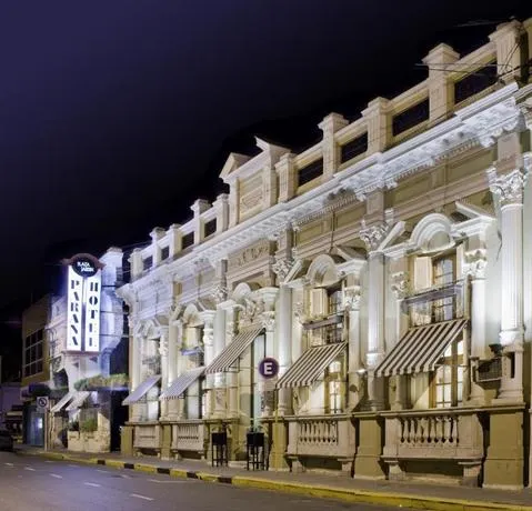 Paraná Hotel Plaza Jardín - Image 1