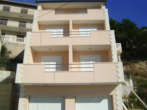 Apartments Maras - Image 1