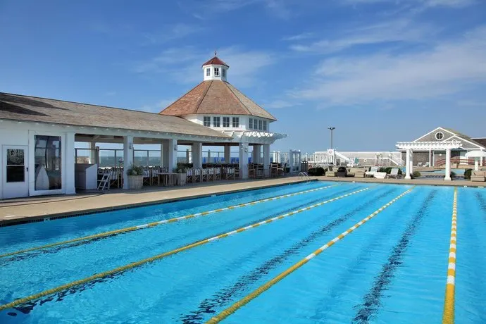 Wychmere Beach Club - Image 1