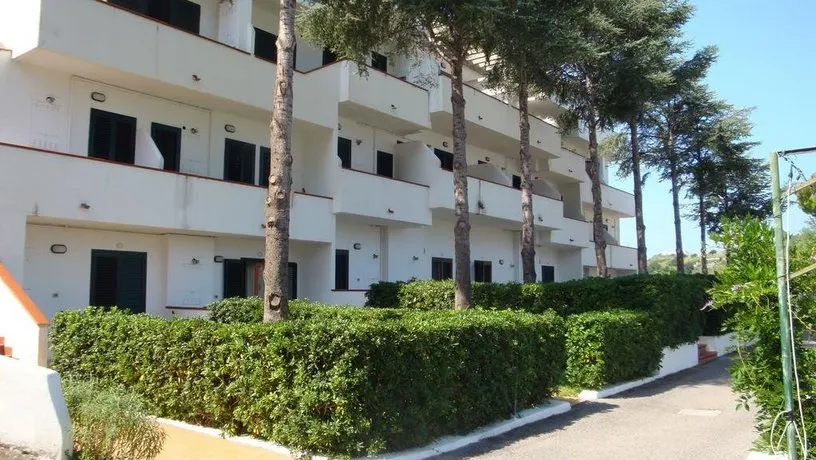 Ischia Uno Residence - Image 1