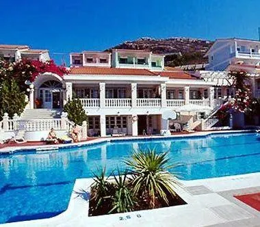 Ilios Hotel Pythagoreio - Image 1