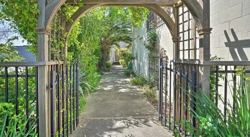 NEW-Downtown Ukiah Cottage 5 Mi to Lake Mendocino - Image 1