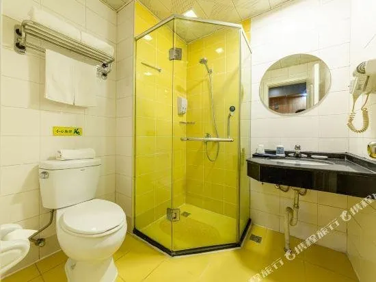 Home Inn Suzhou Dongwu North Road - Image 1