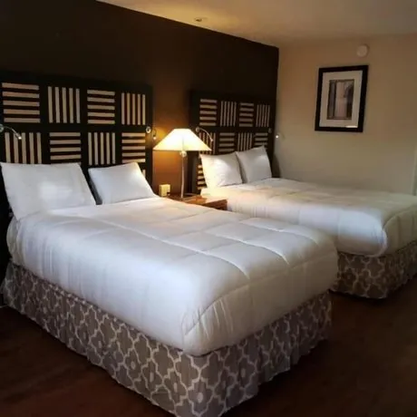 Motel 6 Lewisburg - Image 1