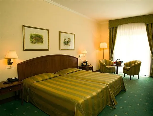 Charming Hotels - Quinta do Monte - Image 1