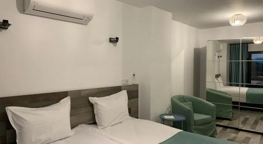 ARTE Hotel rooms & apartments - Image 1