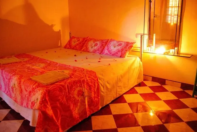 La Saman Villa - Image 1