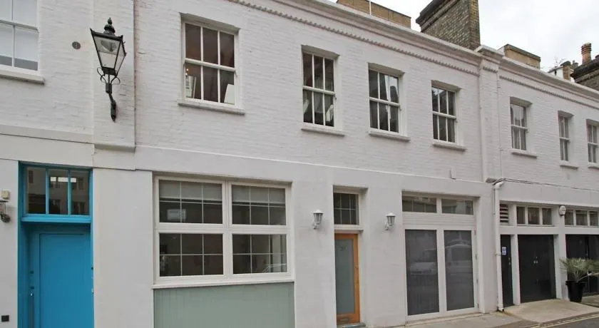 Mews House Hyde Park - Image 1