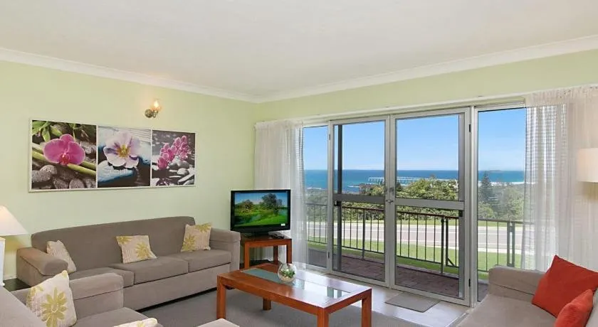 Northshore unit 3 - Overlooking Duranbah beach and the Tweed River - Image 1