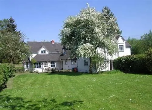 Alton Brook House - Image 1