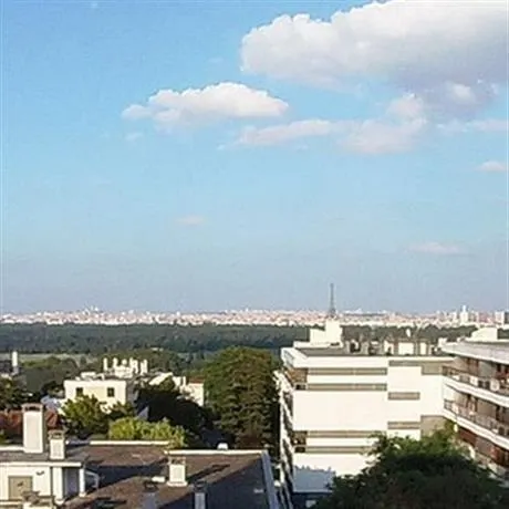 Bed & Breakfast Saint Cloud - Image 1