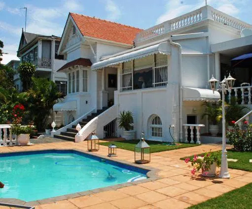 Sir Harveys Bed And Breakfast - Image 1