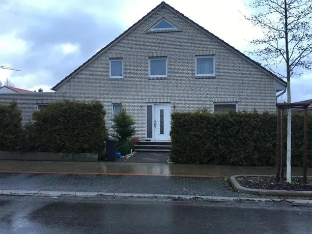 Katrin Sello Weg 2 - Image 1