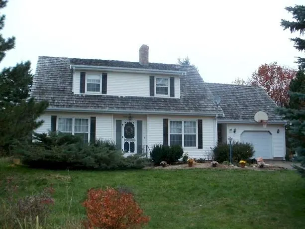 Slumber Westhill Bed & Breakfast - Image 1