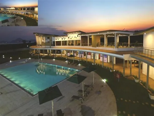 MWC club by Spree - Image 1