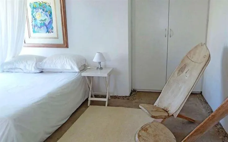 Bamboo Beach Seaside House - Image 1
