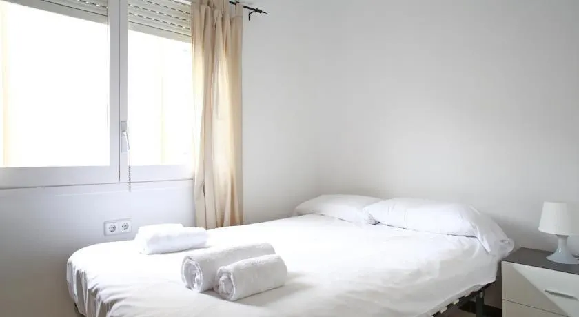Suites Gracia - Image 1