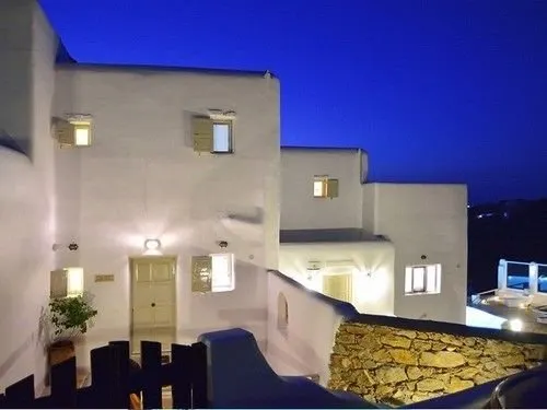 Medluxe Villas Ornos - Image 1