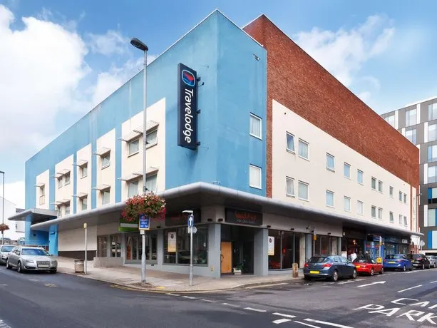 Travelodge Newport Central - Image 1