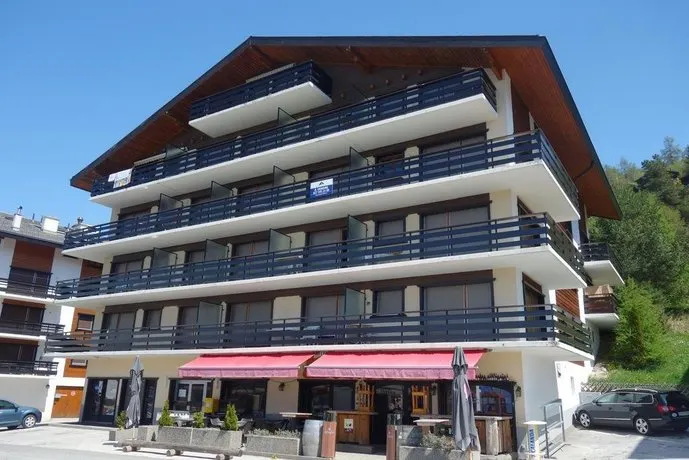 Remointze COSY & CENTER apartments by Alpvision Résidences - Image 1