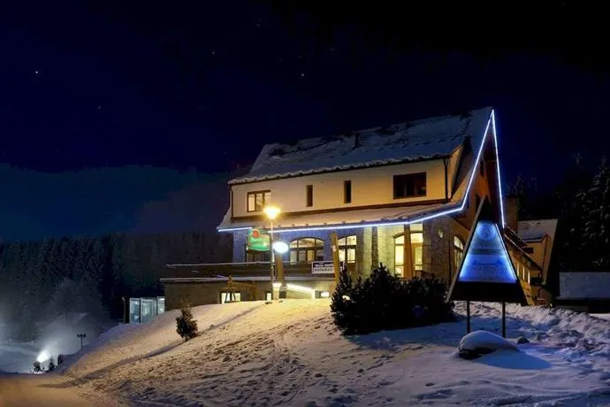 Horský Hotel Koprivná - Image 1