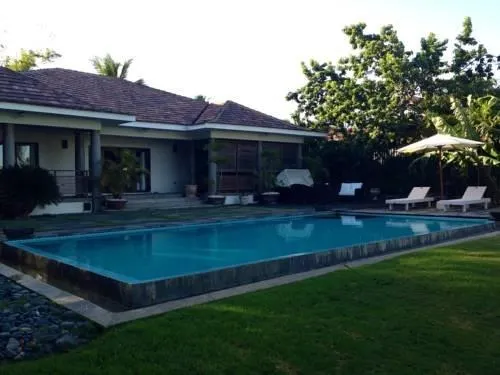 Villa en Campo de Golf en la Playa de Juan Dolio - Image 1
