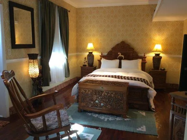Dover Garden Suites - Image 1
