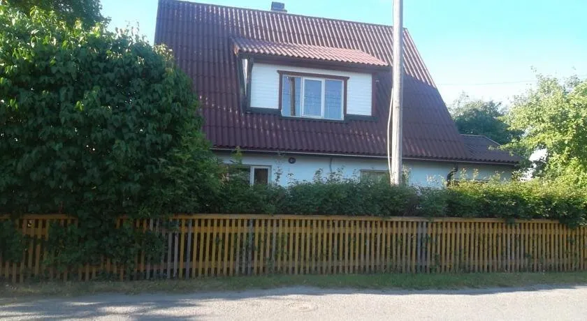 Alviine Guesthouse - Image 1