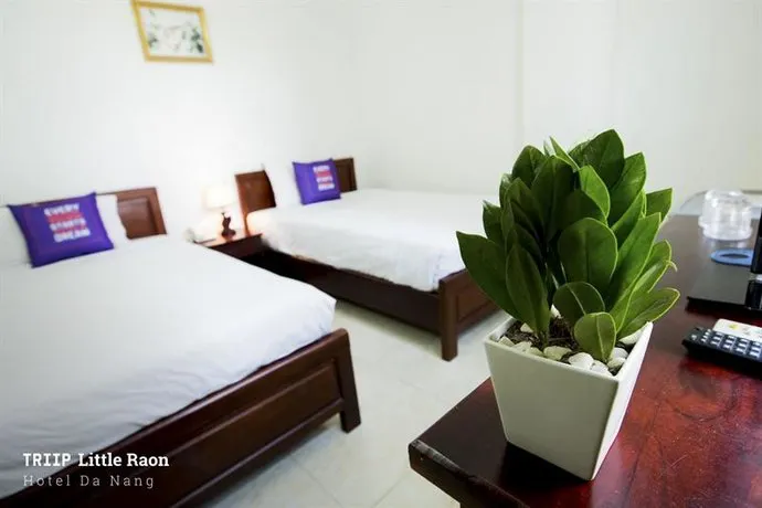 Little Gold Hotel - Image 1