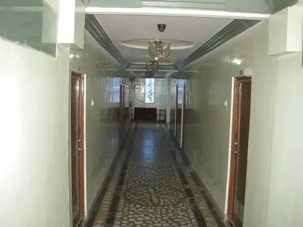 Hotel Navjivan - Image 1