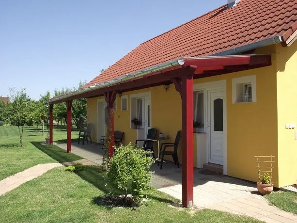 Alpok Tava Vendégház - Image 1