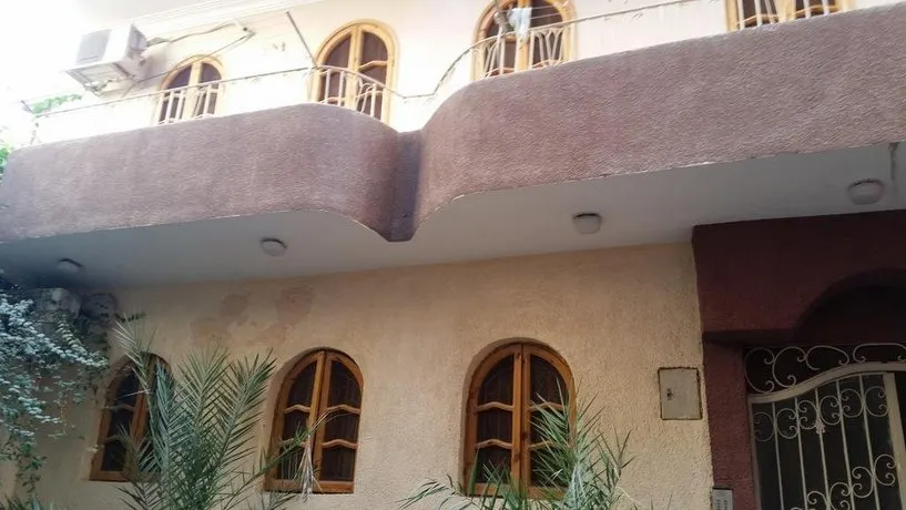 Paradise Luxor Hostel - Image 1