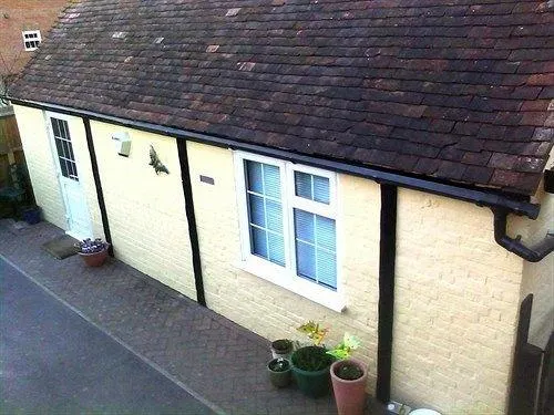 Hermitage Garden Cottage - Image 1