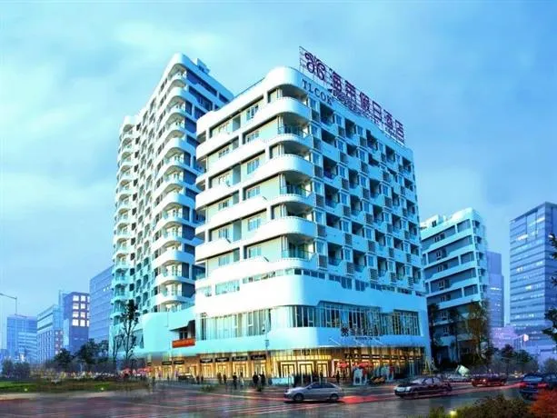Hilike Hotel - Image 1