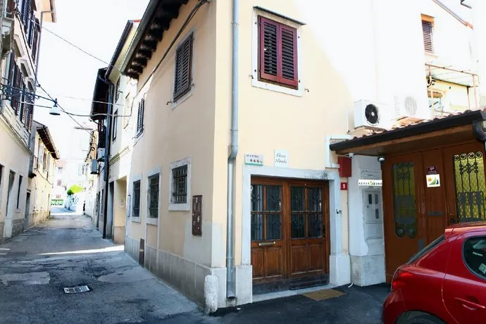 Apartma Gušt Koper - Image 1