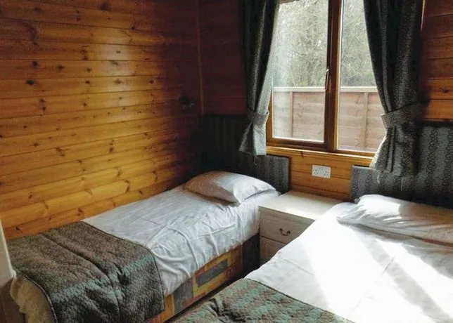 Meadow Lakes Holiday Park - Image 1
