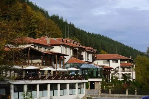 Chiflika Hotel - Image 1