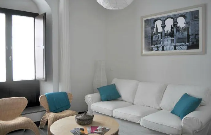 Apartamentos Patio de Viana - Image 1