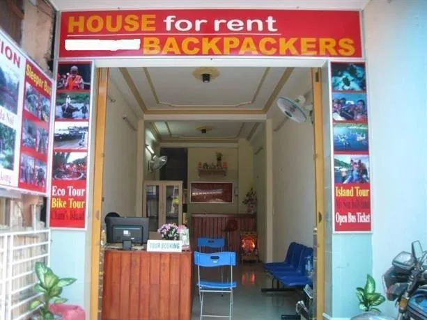House Backpackers - Image 1