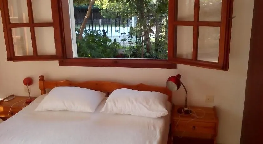 Vasiliki Apartments - Image 1