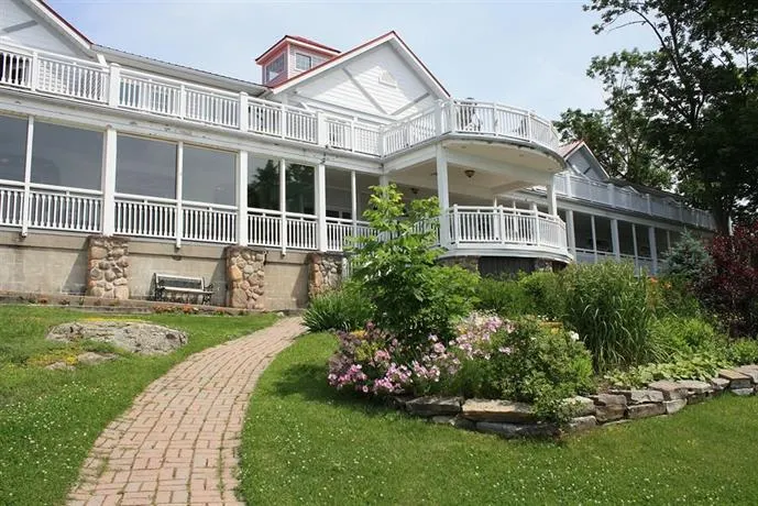 Viamede Resort - Image 1