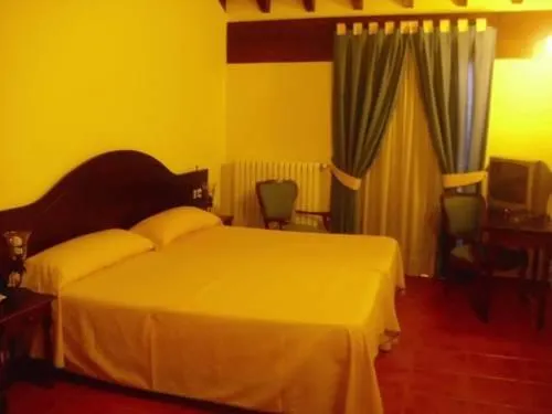 Hostal La Mancha - Image 1