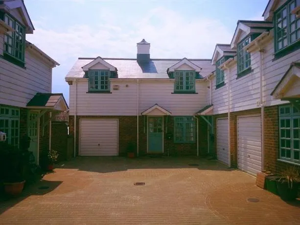 Bo's Holiday Cottage - Image 1