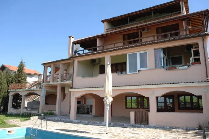 Byala Holiday Complex - Image 1
