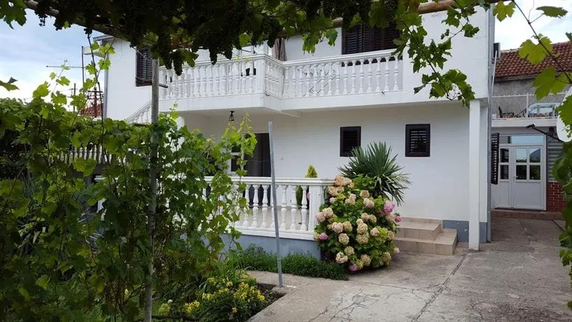 Draskovic's House - Image 1