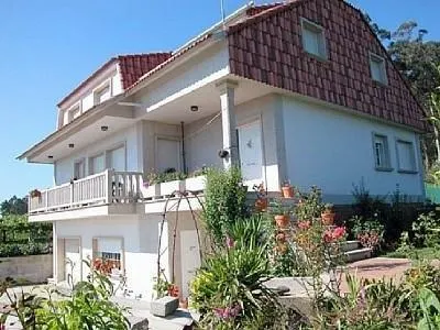 HOLIDAY HOME SANXENXO - Image 1