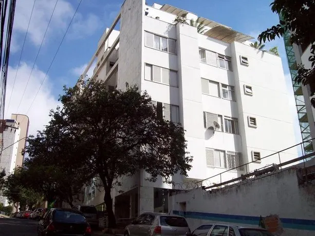 Apartamento do Escultor - Image 1