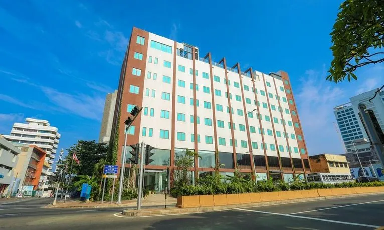 Morven Hotel Colombo - Image 1